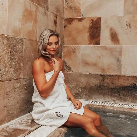 Kolštejn Wellness Centrum Hotel
