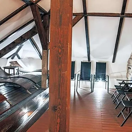 Kolstejn Wellness Centrum Otel 3*