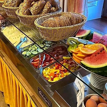 Kolstejn Wellness Centrum Otel 3*