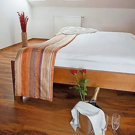 Kolstejn Wellness Centrum 3*
