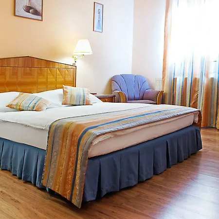 Kolstejn Wellness Centrum Hotel 3*