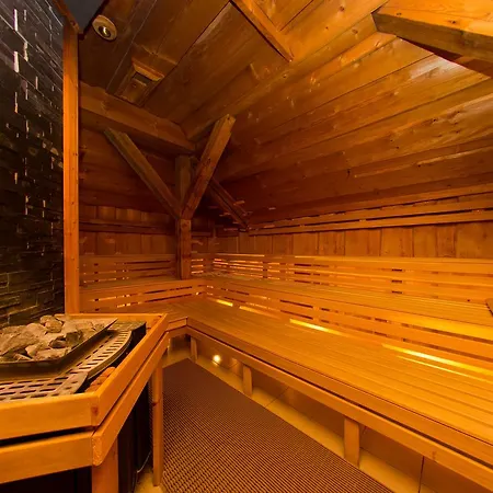 Hotell Kolstejn Wellness Centrum 3*